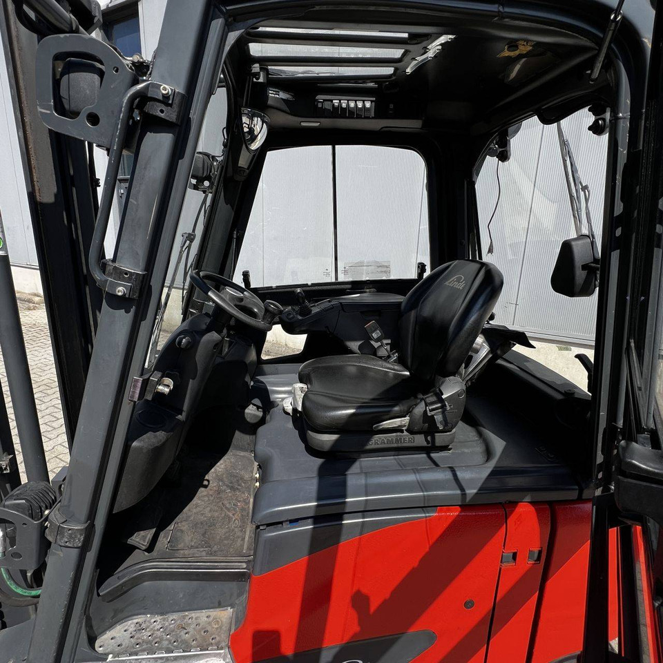 Linde E20PH (386-02) EVO - Chariot élévateur électrique: photos 4 Linde E20PH (386-02) EVO - Chariot élévateur électrique: photos 4