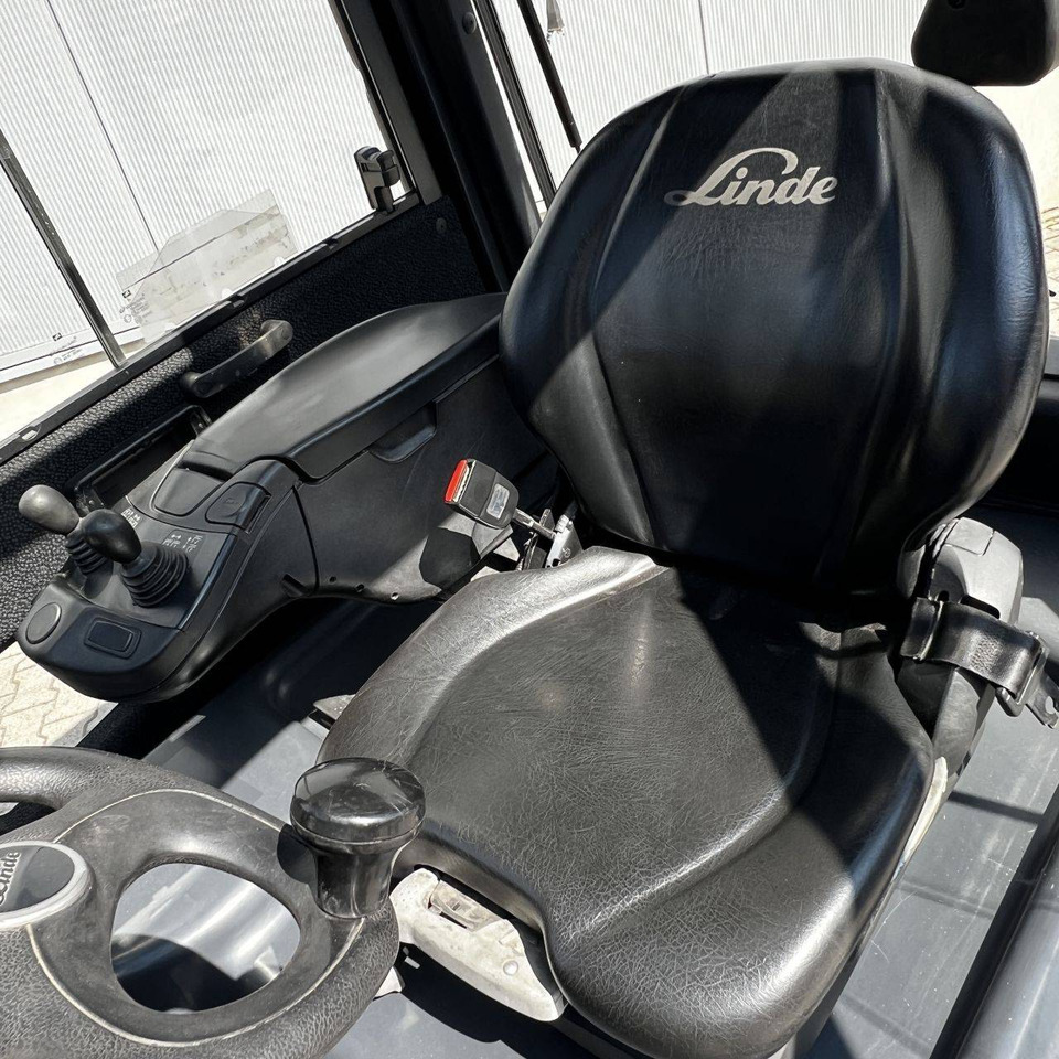 Linde E20PH (386-02) EVO - Chariot élévateur électrique: photos 5 Linde E20PH (386-02) EVO - Chariot élévateur électrique: photos 5