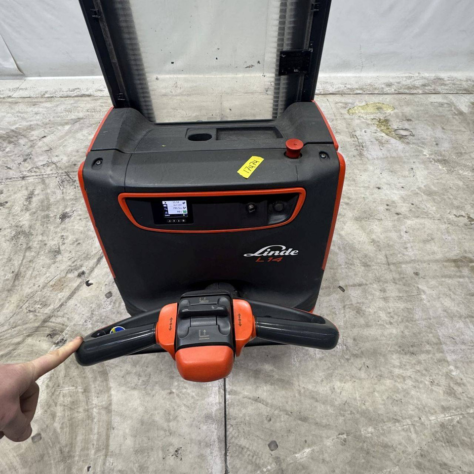 Linde L14 (1173) - Gerbeur: photos 5 Linde L14 (1173) - Gerbeur: photos 5