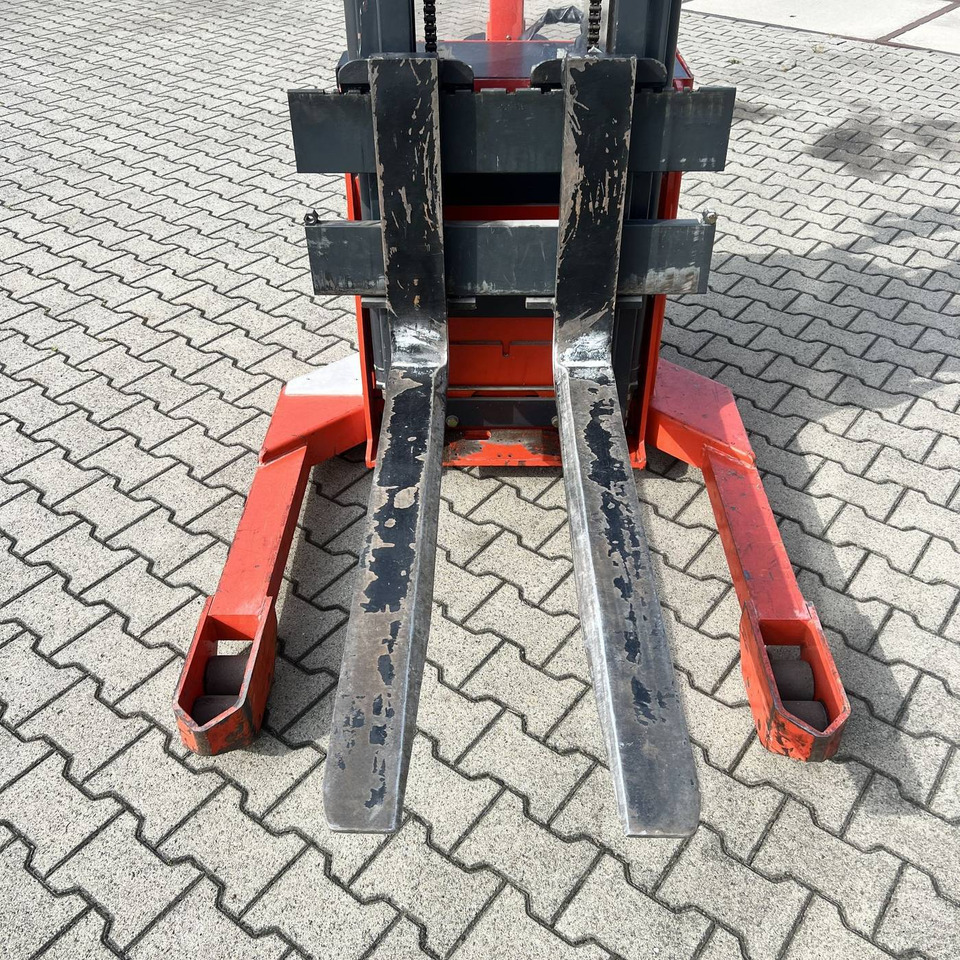 Linde L16AS (141) - Gerbeur: photos 4 Linde L16AS (141) - Gerbeur: photos 4