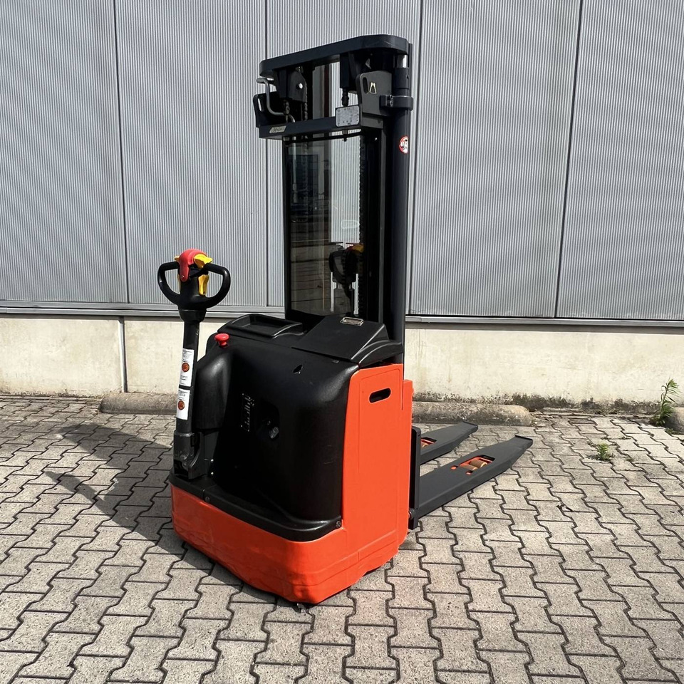 Linde L20 - Gerbeur: photos 1 Linde L20 - Gerbeur: photos 1