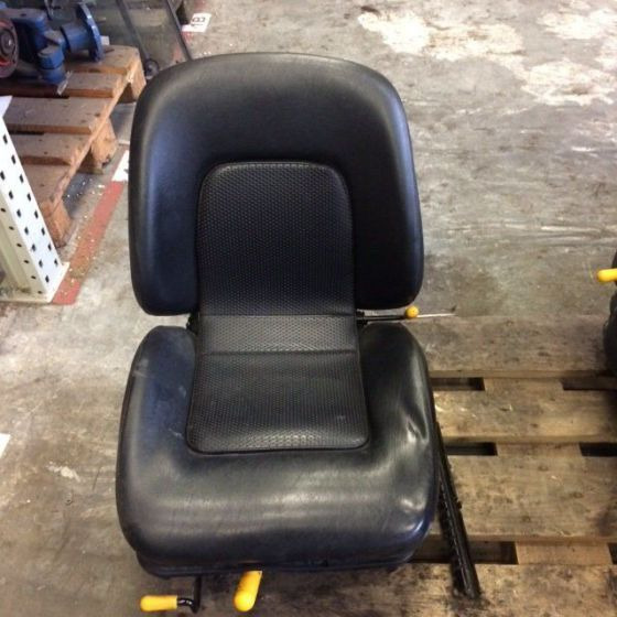 Seat for Linde Series 139/140 - Siège pour Matériel de manutention: photos 2 Seat for Linde Series 139/140 - Siège pour Matériel de manutention: photos 2