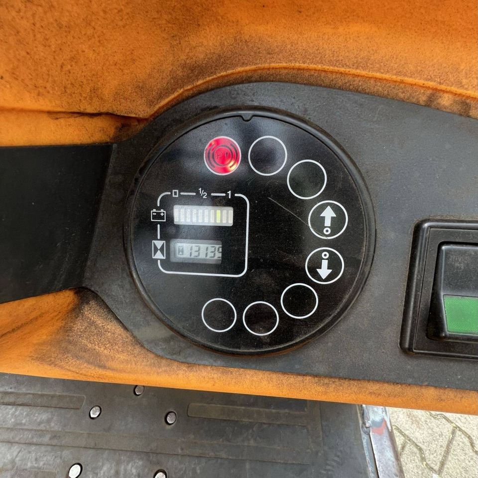 Still R06 (126) - Chariot tracteur: photos 5 Still R06 (126) - Chariot tracteur: photos 5