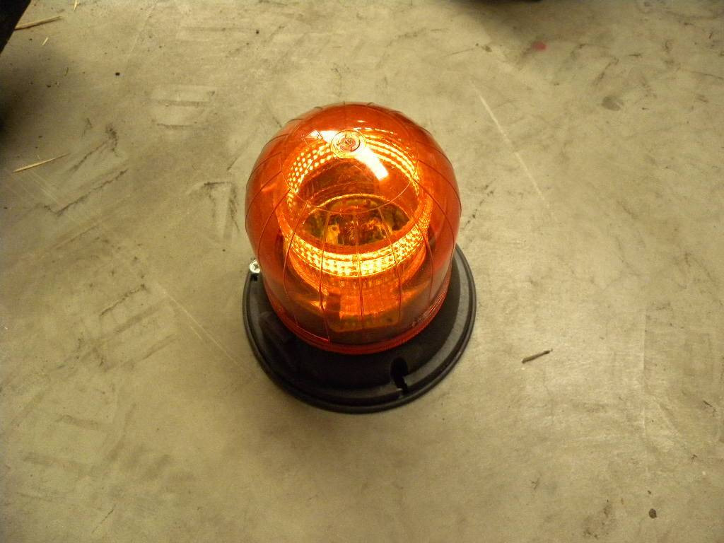 Warning light Rotofresnel - Lumière/ Éclairage pour Matériel de manutention: photos 1 Warning light Rotofresnel - Lumière/ Éclairage pour Matériel de manutention: photos 1