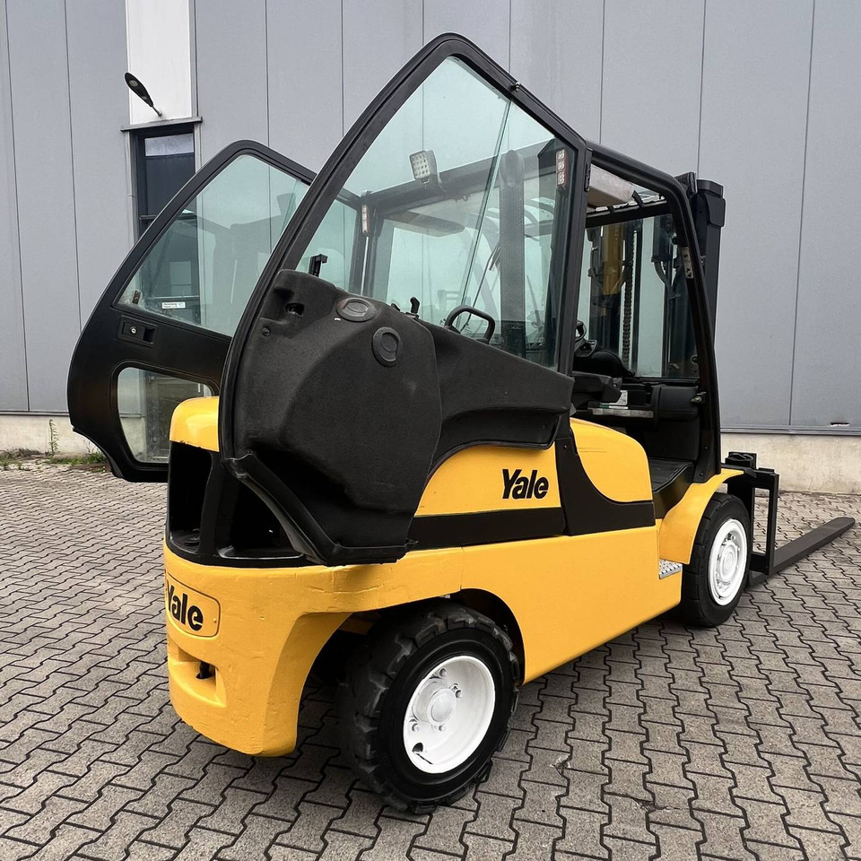 Chariot élévateur diesel Yale GDP55VX: photos 11 Chariot élévateur diesel Yale GDP55VX: photos 11