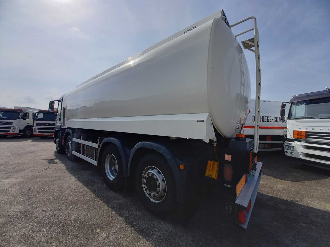 Camion citerne MAN TGS: photos 9 Camion citerne MAN TGS: photos 9