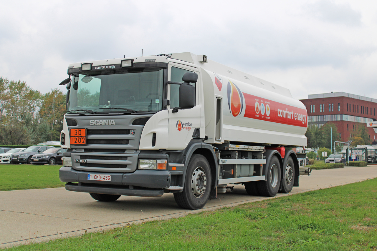 Scania P360 - Camion citerne: photos 1 Scania P360 - Camion citerne: photos 1