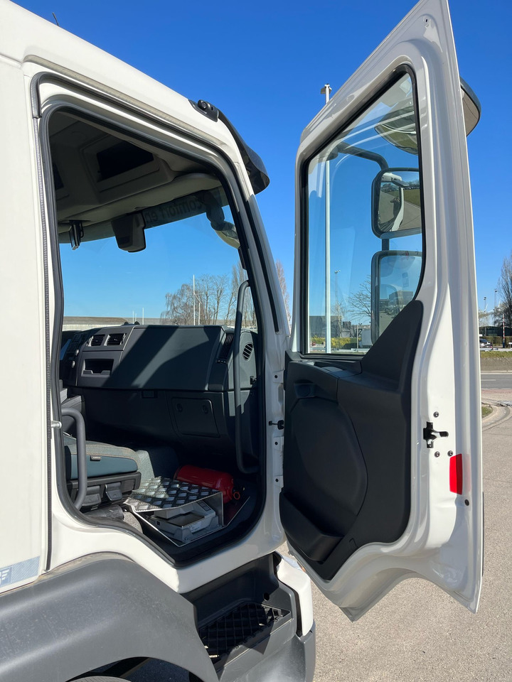 VOLVO FL - Camion citerne: photos 3 VOLVO FL - Camion citerne: photos 3