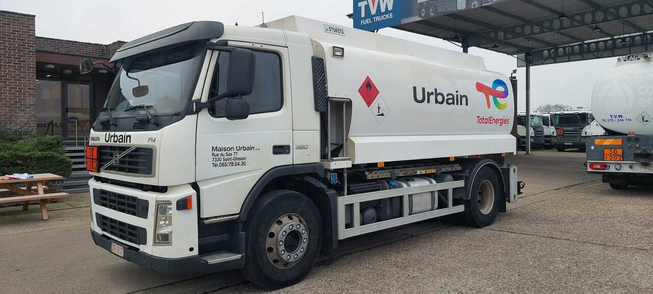 VOLVO FM - Camion citerne: photos 1 VOLVO FM - Camion citerne: photos 1
