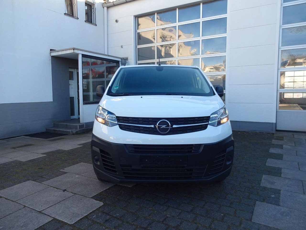 Opel 50 x Vivaro Kasten, L1H1, Klima, PDC, Tempomat - Fourgonnette: photos 4 Opel 50 x Vivaro Kasten, L1H1, Klima, PDC, Tempomat - Fourgonnette: photos 4