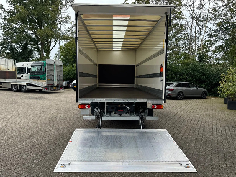 DAF LF 210 FA 6.1M Bakwagen NIEUW, Volledige garantie 3 jaar, Laadklep - Airco - Vangmuil - Camion fourgon: photos 5 DAF LF 210 FA 6.1M Bakwagen NIEUW, Volledige garantie 3 jaar, Laadklep - Airco - Vangmuil - Camion fourgon: photos 5