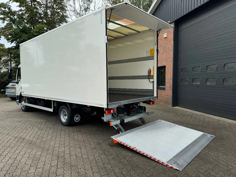 DAF LF 210 FA 6.1M Bakwagen NIEUW, Volledige garantie 3 jaar, Laadklep - Airco - Vangmuil - Camion fourgon: photos 4 DAF LF 210 FA 6.1M Bakwagen NIEUW, Volledige garantie 3 jaar, Laadklep - Airco - Vangmuil - Camion fourgon: photos 4