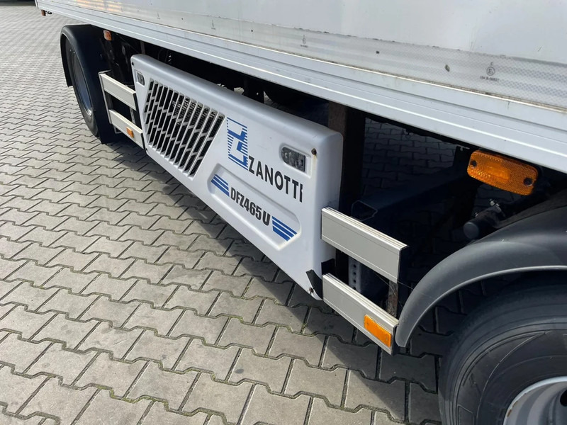 Renders 3AS Koelaanhanger Diesel+Elektrisch 10T assen - Remorque isothermique: photos 5 Renders 3AS Koelaanhanger Diesel+Elektrisch 10T assen - Remorque isothermique: photos 5