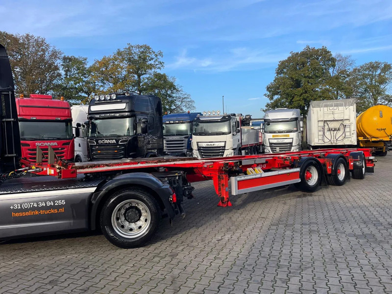 Renders ROC 16.27CC X-Steering 2x 20 40 45 FT HC Stuuras Liftas Banden 70% - Semi-remorque porte-conteneur/ Caisse mobile: photos 1 Renders ROC 16.27CC X-Steering 2x 20 40 45 FT HC Stuuras Liftas Banden 70% - Semi-remorque porte-conteneur/ Caisse mobile: photos 1
