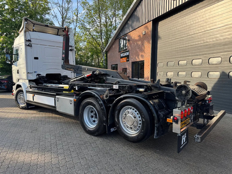 Scania R450 6X2 25T HIAB Haakarm Hooklift Remote, NL Truck! - Camion ampliroll: photos 3 Scania R450 6X2 25T HIAB Haakarm Hooklift Remote, NL Truck! - Camion ampliroll: photos 3