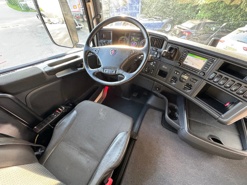 Scania R450 6X2 25T HIAB Haakarm Hooklift Remote, NL Truck! - Camion ampliroll: photos 5 Scania R450 6X2 25T HIAB Haakarm Hooklift Remote, NL Truck! - Camion ampliroll: photos 5