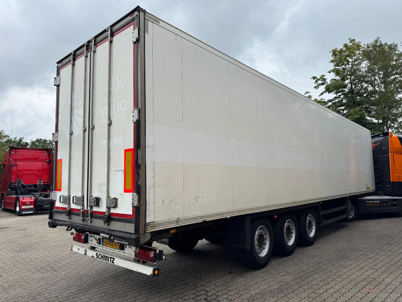 Schmitz Cargobull SKO 24 5x Meatrails Rohrbahnen Fleisch Carrier Vector 1950MT - Semi-remorque isothermique: photos 2 Schmitz Cargobull SKO 24 5x Meatrails Rohrbahnen Fleisch Carrier Vector 1950MT - Semi-remorque isothermique: photos 2