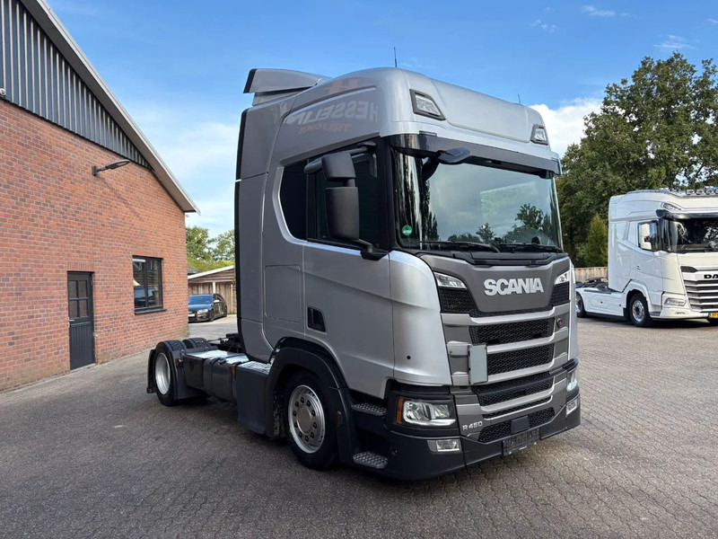 Scania R450 4X2EB Lowliner Retarder Standairco Smarttacho 2 German truck - Tracteur routier: photos 2 Scania R450 4X2EB Lowliner Retarder Standairco Smarttacho 2 German truck - Tracteur routier: photos 2
