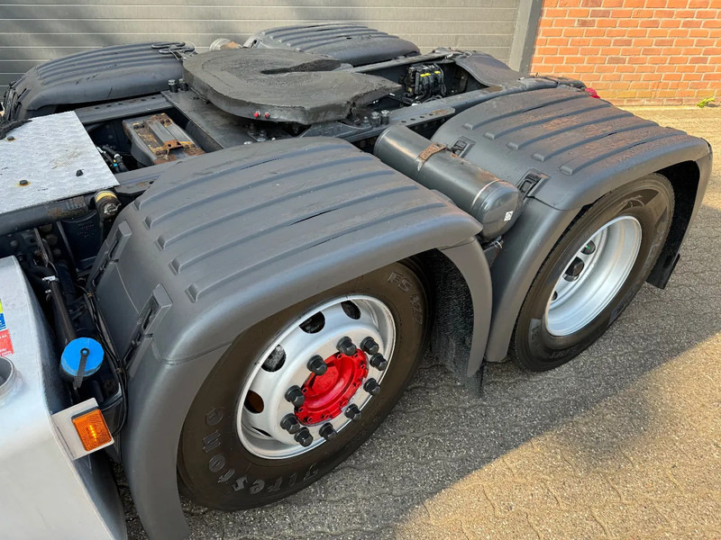 Scania R520 V8 6X2 Topline Retarder 2x tank NL Truck — crédit-bail Scania R520 V8 6X2 Topline Retarder 2x tank NL Truck: photos 17 Scania R520 V8 6X2 Topline Retarder 2x tank NL Truck — crédit-bail Scania R520 V8 6X2 Topline Retarder 2x tank NL Truck: photos 17