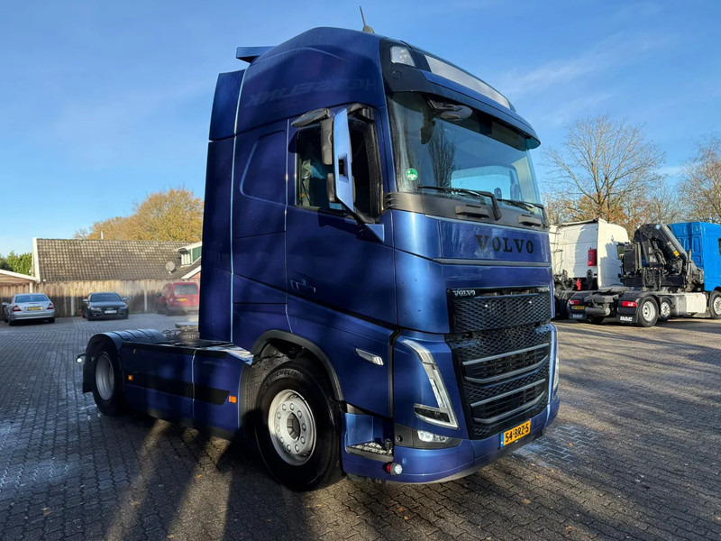 Volvo FH 460 Globetrotter XL 2x tank Standairco 405.369KM! NL Truck - APK 09-2026 - Tracteur routier: photos 4 Volvo FH 460 Globetrotter XL 2x tank Standairco 405.369KM! NL Truck - APK 09-2026 - Tracteur routier: photos 4