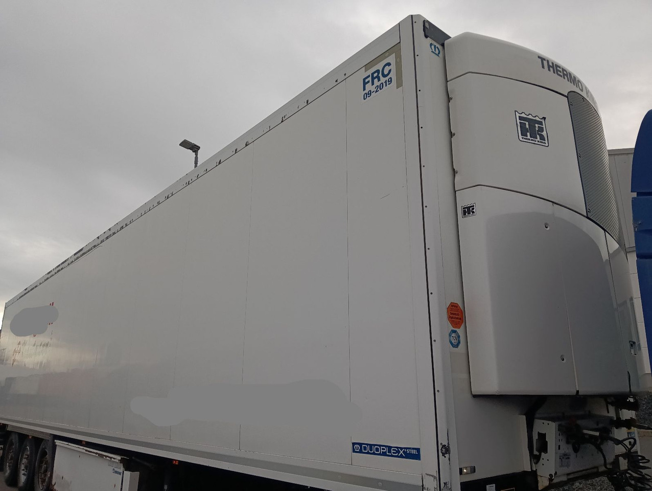 Krone SDR27eL4 ThermoKing SLX300 5777h Blumenbr Doppel - Semi-remorque fourgon: photos 3 Krone SDR27eL4 ThermoKing SLX300 5777h Blumenbr Doppel - Semi-remorque fourgon: photos 3