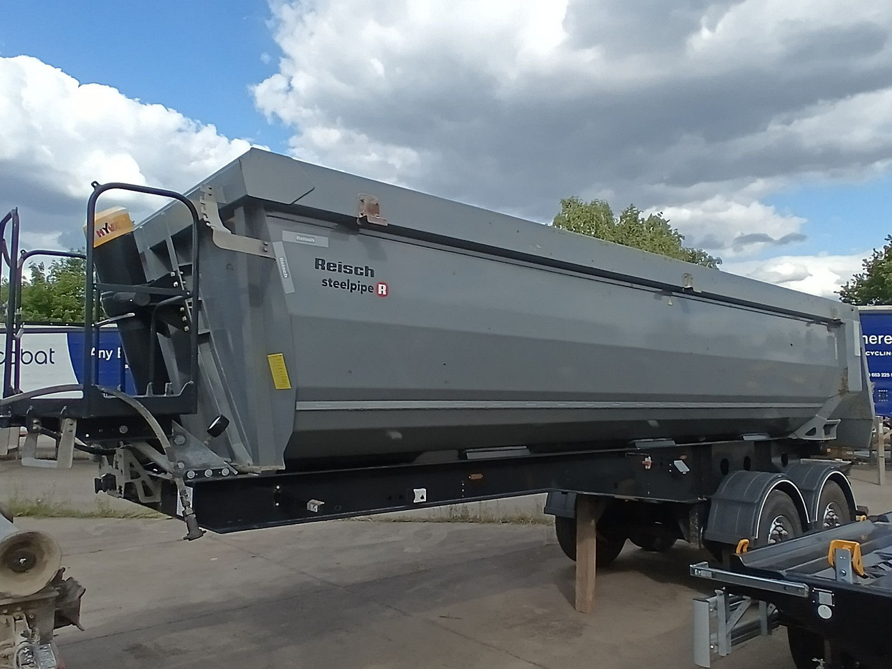 Reisch RHKS-2-SR07 25m3 2-A HARDOX ALCOA FullOption5,3t - Semi-remorque benne: photos 2 Reisch RHKS-2-SR07 25m3 2-A HARDOX ALCOA FullOption5,3t - Semi-remorque benne: photos 2