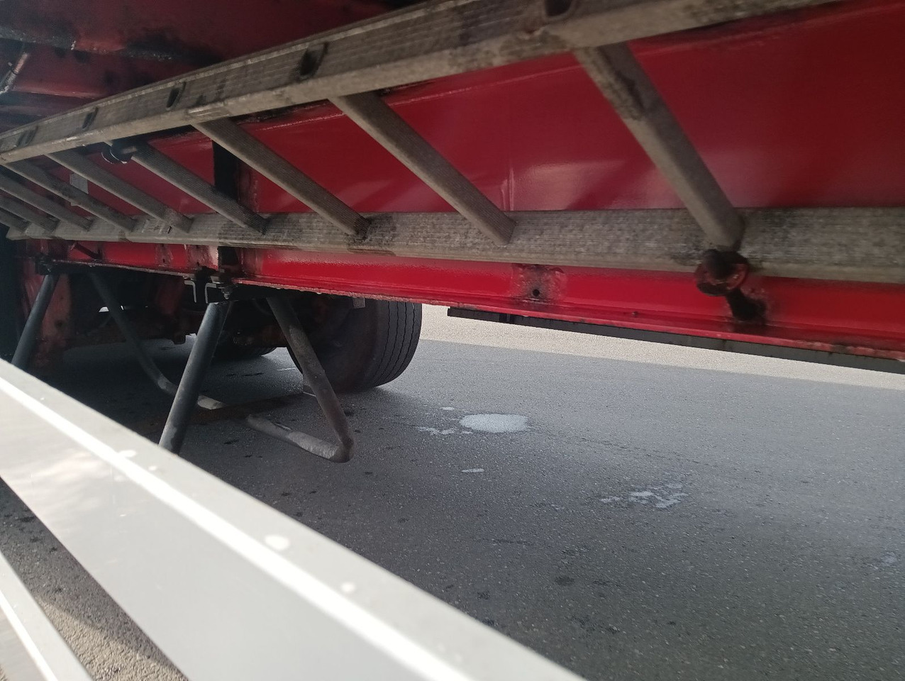 Semi-remorque à fond mouvant Reisch RSBS35/24LK 92m3WalkingFloor SAF Disc Boden Top: photos 20 Semi-remorque à fond mouvant Reisch RSBS35/24LK 92m3WalkingFloor SAF Disc Boden Top: photos 20