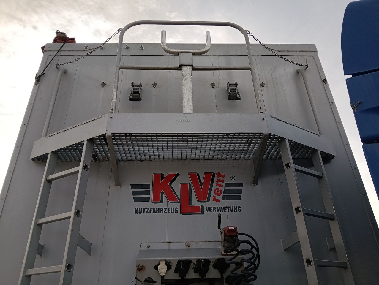 Semi-remorque à fond mouvant Reisch RSBS35/24LK 92m3WalkingFloor SAF Disc Boden Top: photos 13 Semi-remorque à fond mouvant Reisch RSBS35/24LK 92m3WalkingFloor SAF Disc Boden Top: photos 13