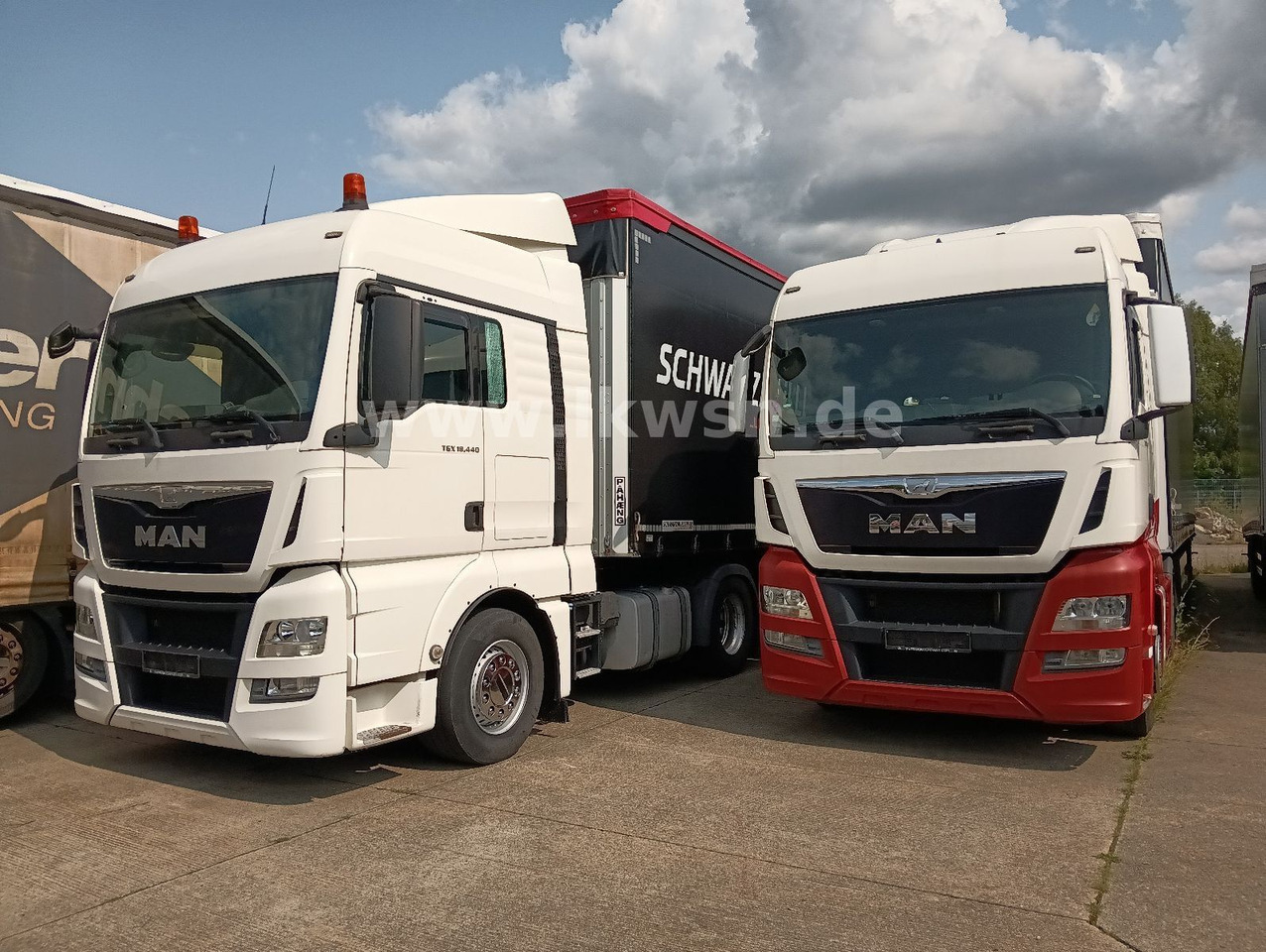MAN TGX 18:440 FLT XLX 2xTank Klima Spoiler Kühlbox MAN TGX 18:440 FLT XLX 2xTank Klima Spoiler Kühlbox - Tracteur routier: photos 4 MAN TGX 18:440 FLT XLX 2xTank Klima Spoiler Kühlbox MAN TGX 18:440 FLT XLX 2xTank Klima Spoiler Kühlbox - Tracteur routier: photos 4