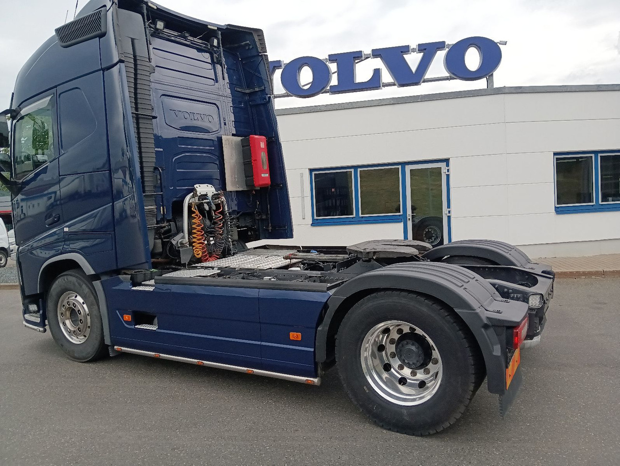 Volvo FH500 ADR Globe FullOptions ALCOA HydraulikLeder - Tracteur routier: photos 3 Volvo FH500 ADR Globe FullOptions ALCOA HydraulikLeder - Tracteur routier: photos 3