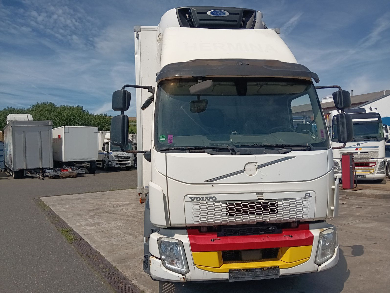 Volvo FL250 4x2R 14t CarrierSupra650 7,3m LBW1.5tKlima - Camion frigorifique: photos 3 Volvo FL250 4x2R 14t CarrierSupra650 7,3m LBW1.5tKlima - Camion frigorifique: photos 3