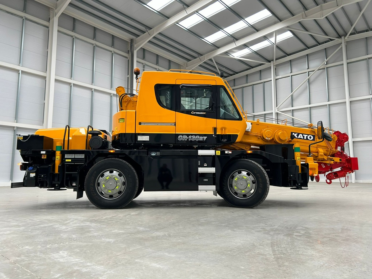 KATO CR-130Rv - 13 Ton City Crane with Joystick Control - Grue mobile: photos 2 KATO CR-130Rv - 13 Ton City Crane with Joystick Control - Grue mobile: photos 2