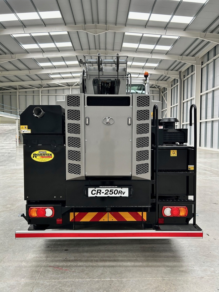 KATO CR-250Rv , 25 Ton City Crane with Only 1,991 hours - Grue mobile: photos 5 KATO CR-250Rv , 25 Ton City Crane with Only 1,991 hours - Grue mobile: photos 5