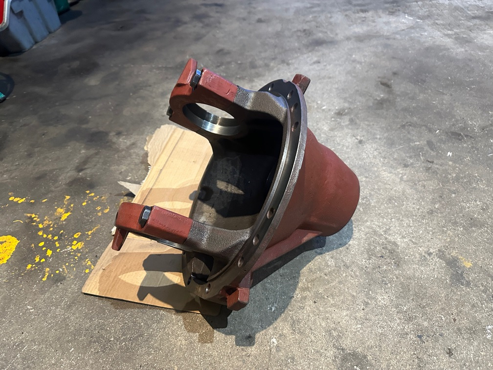 Grue tout-terrain LIEBHERR Differential Carrier Part Number 10342388: photos 9