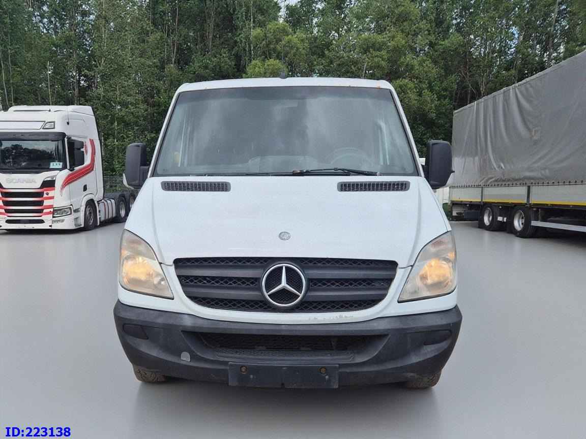 MERCEDES-BENZ Sprinter 213 - Euro5 - Autocar: photos 2 MERCEDES-BENZ Sprinter 213 - Euro5 - Autocar: photos 2