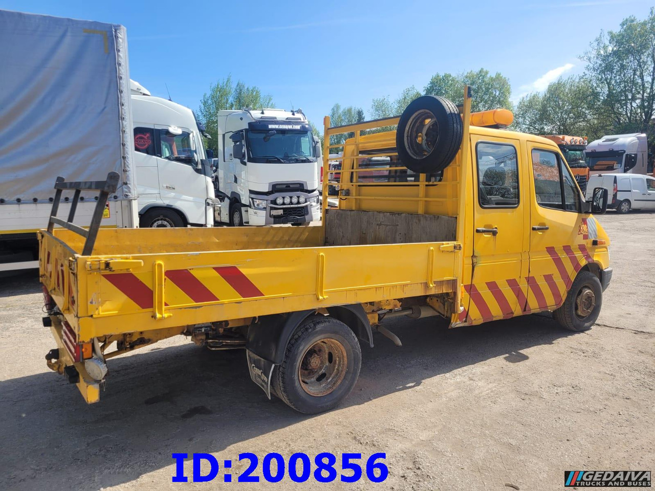 MERCEDES-BENZ Sprinter 408D - 5 Seater - Camion plateau: photos 5 MERCEDES-BENZ Sprinter 408D - 5 Seater - Camion plateau: photos 5