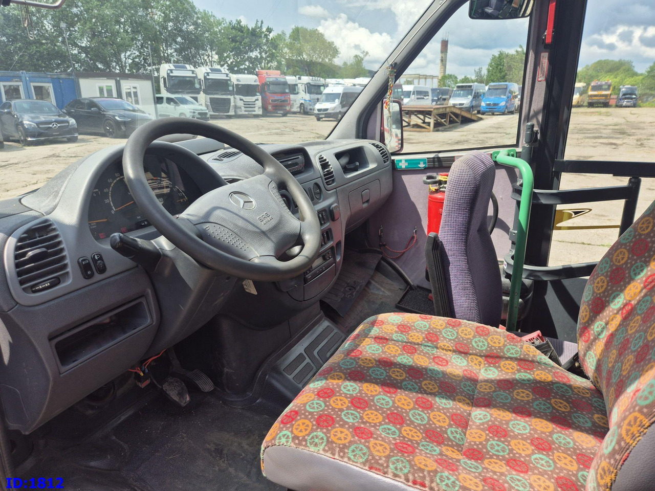 Minibus, Transport de personnes MERCEDES-BENZ Sprinter 413 - 17 Place: photos 10 Minibus, Transport de personnes MERCEDES-BENZ Sprinter 413 - 17 Place: photos 10