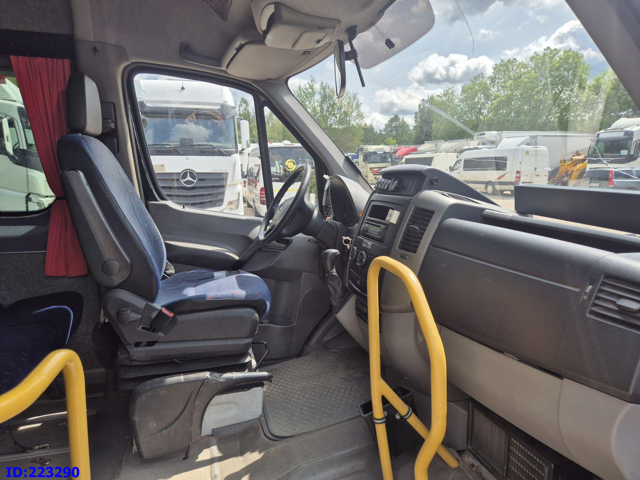 Minibus, Transport de personnes MERCEDES-BENZ Sprinter 515 - 23 places: photos 19 Minibus, Transport de personnes MERCEDES-BENZ Sprinter 515 - 23 places: photos 19