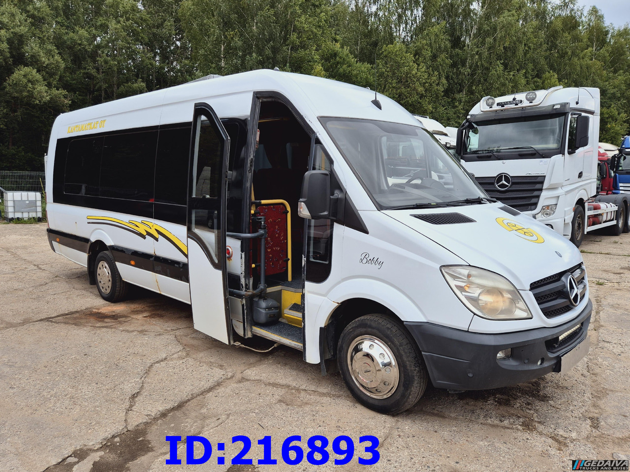 MERCEDES-BENZ Sprinter 516 - Euro5 - 23-seater - Autocar: photos 3 MERCEDES-BENZ Sprinter 516 - Euro5 - 23-seater - Autocar: photos 3