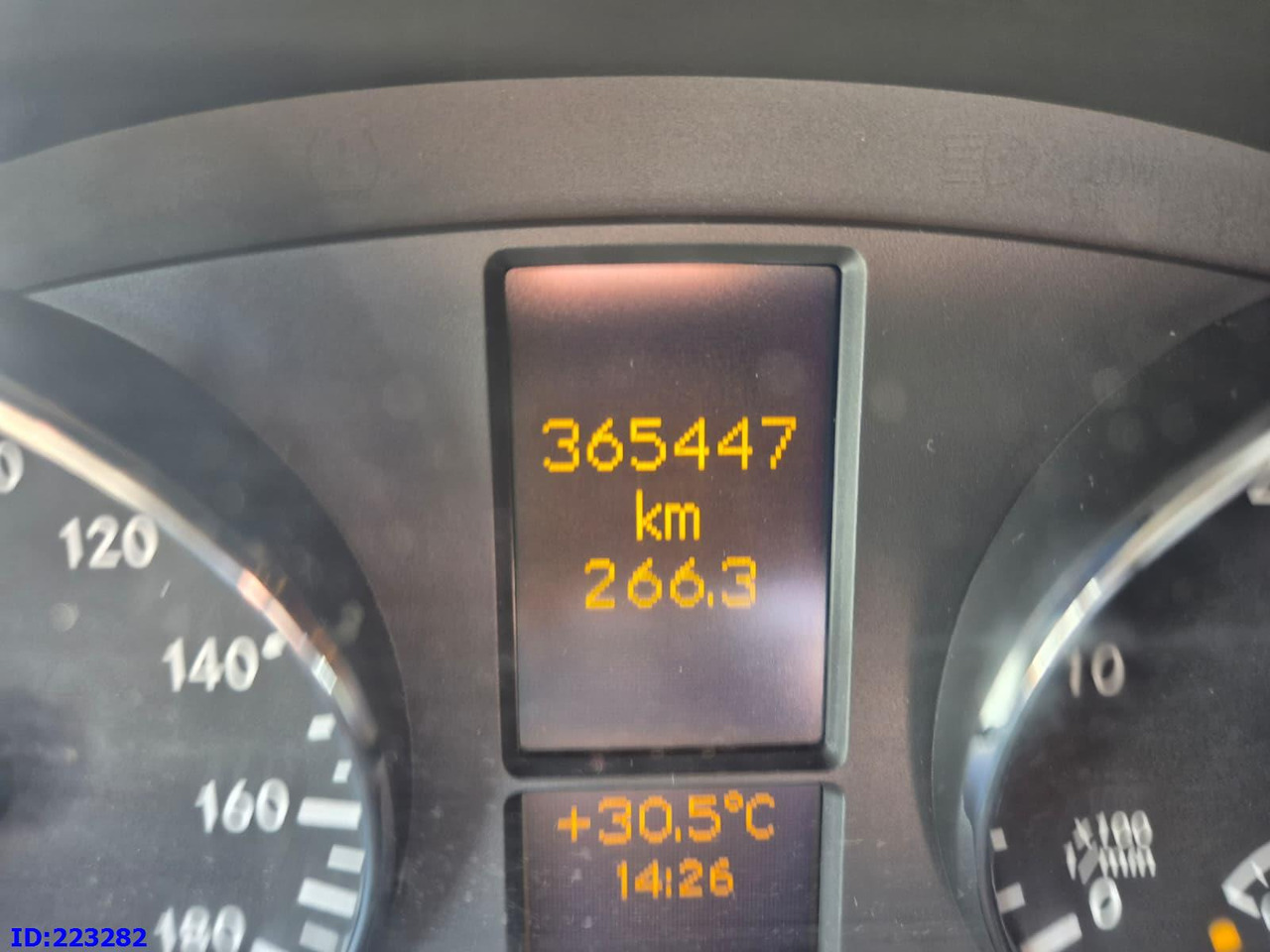 Fourgon grand volume MERCEDES-BENZ Sprinter 516 SUPER: photos 15 Fourgon grand volume MERCEDES-BENZ Sprinter 516 SUPER: photos 15