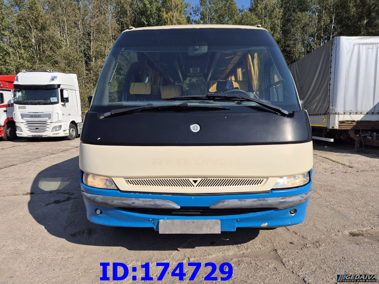 MERCEDES-BENZ Vario 815 26-Seater - Autocar: photos 2 MERCEDES-BENZ Vario 815 26-Seater - Autocar: photos 2
