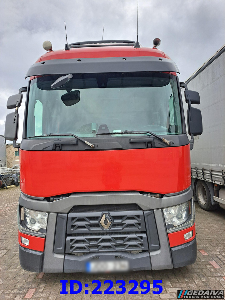 RENAULT T 6x2 Euro 6 Refrigerated + Carrier Supra - Camion frigorifique: photos 2 RENAULT T 6x2 Euro 6 Refrigerated + Carrier Supra - Camion frigorifique: photos 2