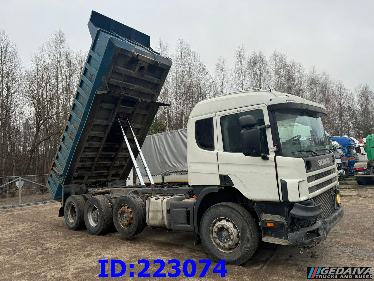 SCANIA 124 8x2 - Manual - Full steel - Camion benne: photos 5 SCANIA 124 8x2 - Manual - Full steel - Camion benne: photos 5