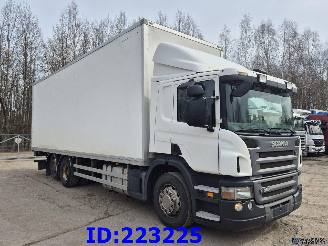 SCANIA P380 6x2 Open side box - Camion fourgon: photos 4 SCANIA P380 6x2 Open side box - Camion fourgon: photos 4