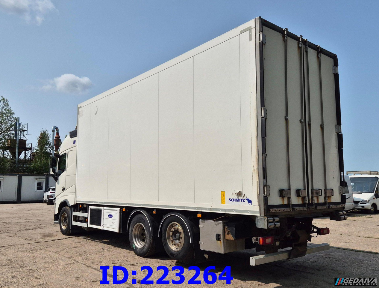 VOLVO FH13 460HP 6x2 Steering axle Euro6 - Camion frigorifique: photos 5 VOLVO FH13 460HP 6x2 Steering axle Euro6 - Camion frigorifique: photos 5