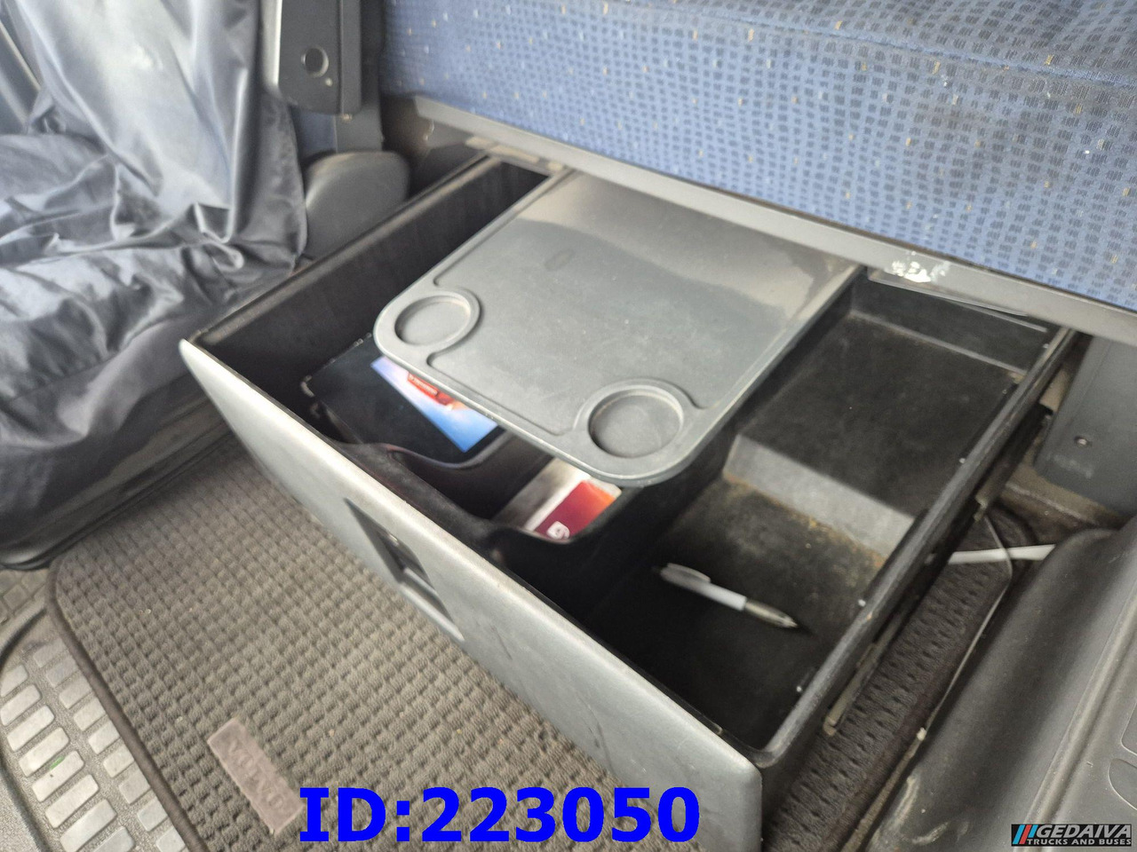 Camion isothermique VOLVO FH13 480HP 6x2 Manual 10 tyres: photos 20
