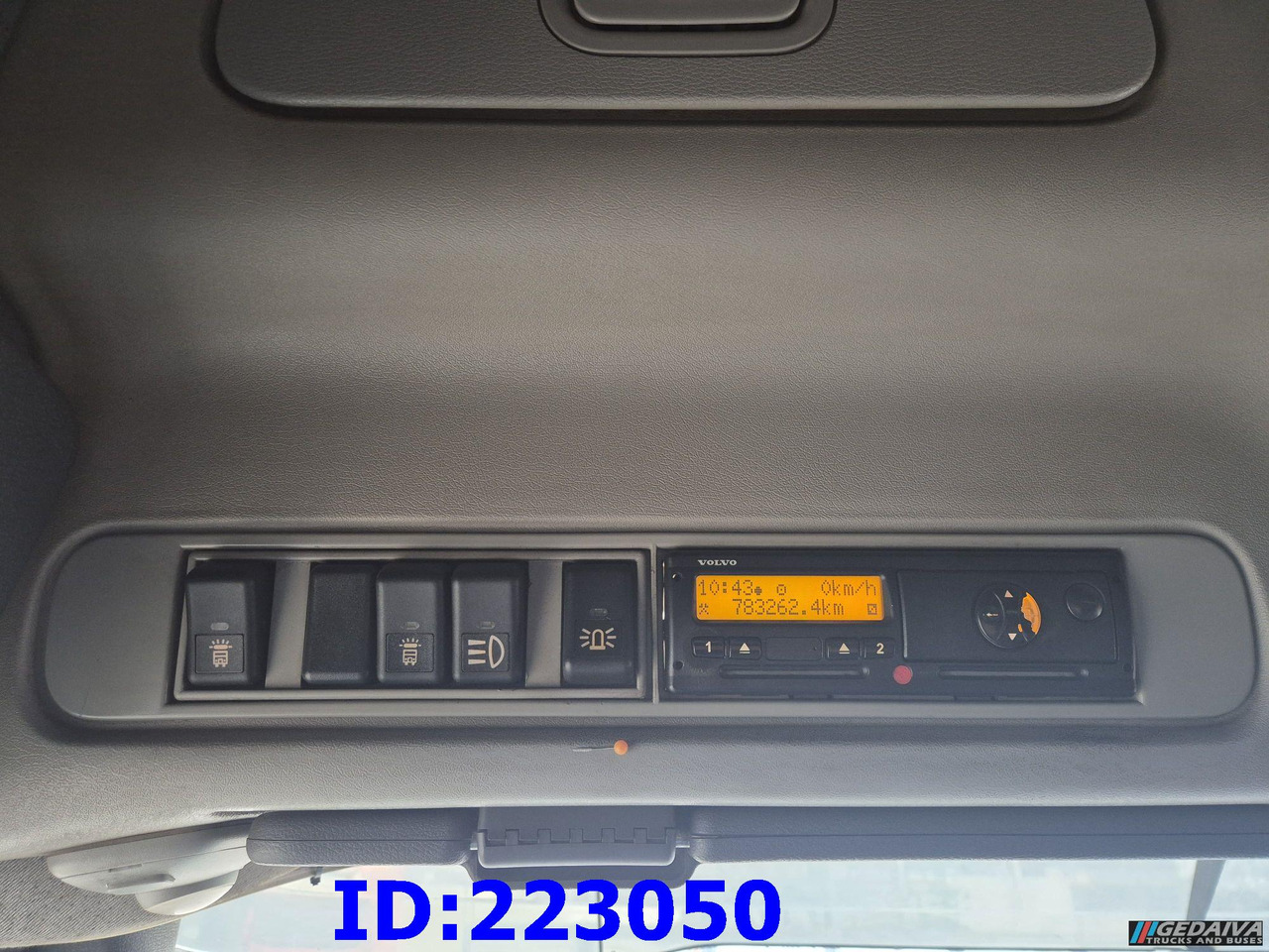 Camion isothermique VOLVO FH13 480HP 6x2 Manual 10 tyres: photos 18