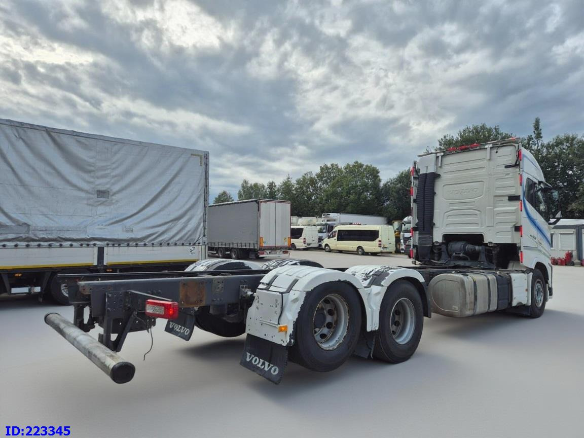 VOLVO FH13 500HP 6x2 10 tyre - New generation - Châssis cabine: photos 5 VOLVO FH13 500HP 6x2 10 tyre - New generation - Châssis cabine: photos 5