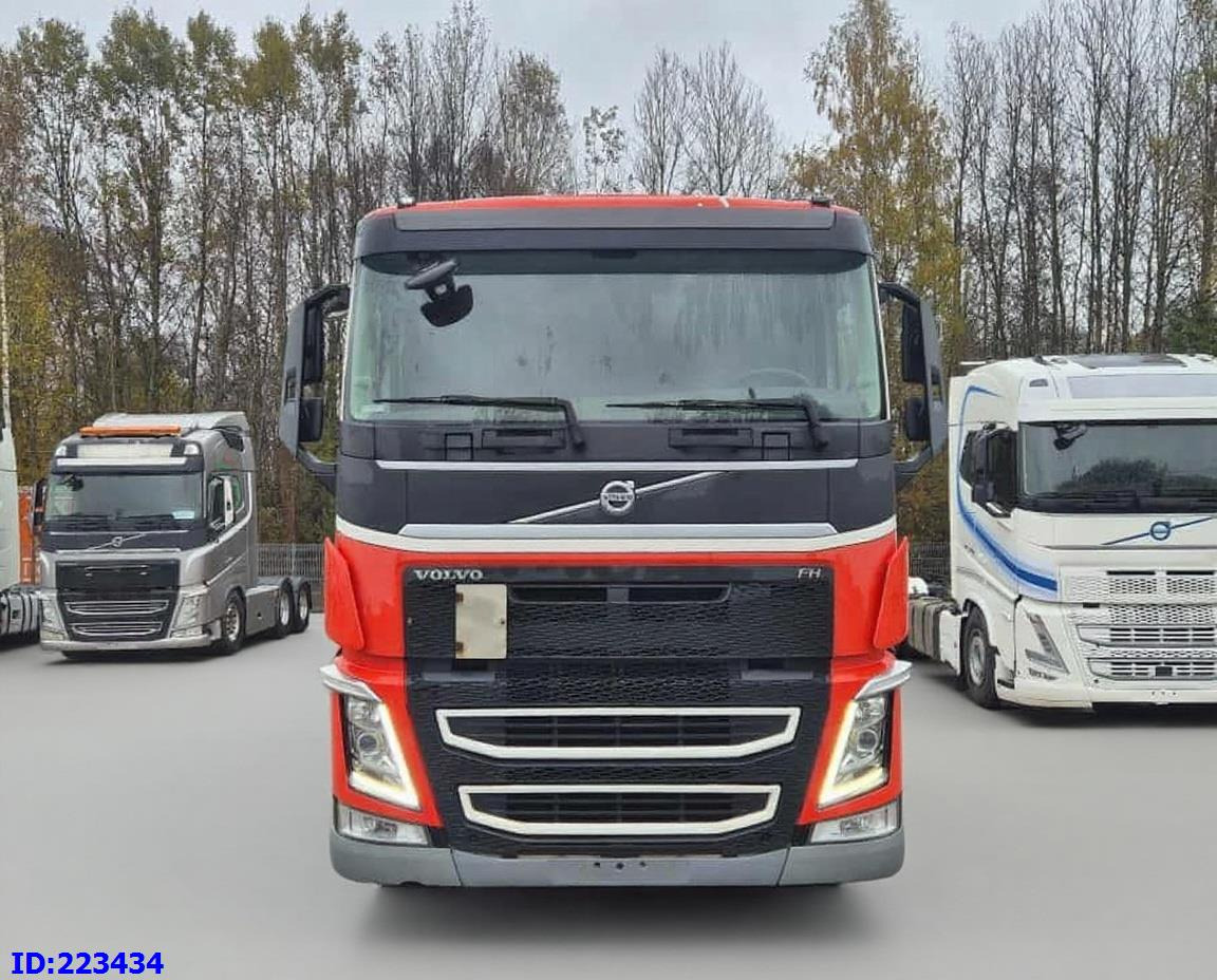 VOLVO FH13 500HP 6x2 - Châssis cabine: photos 2 VOLVO FH13 500HP 6x2 - Châssis cabine: photos 2