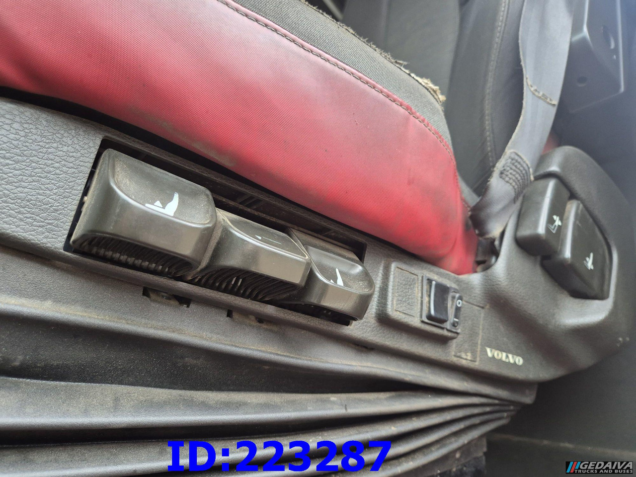 Châssis cabine VOLVO FH13 540HP  - 10 tyre (2pcs. available): photos 9
